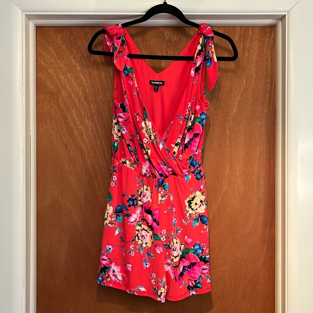 Express V-Neck Red Floral Print Romper, Size S